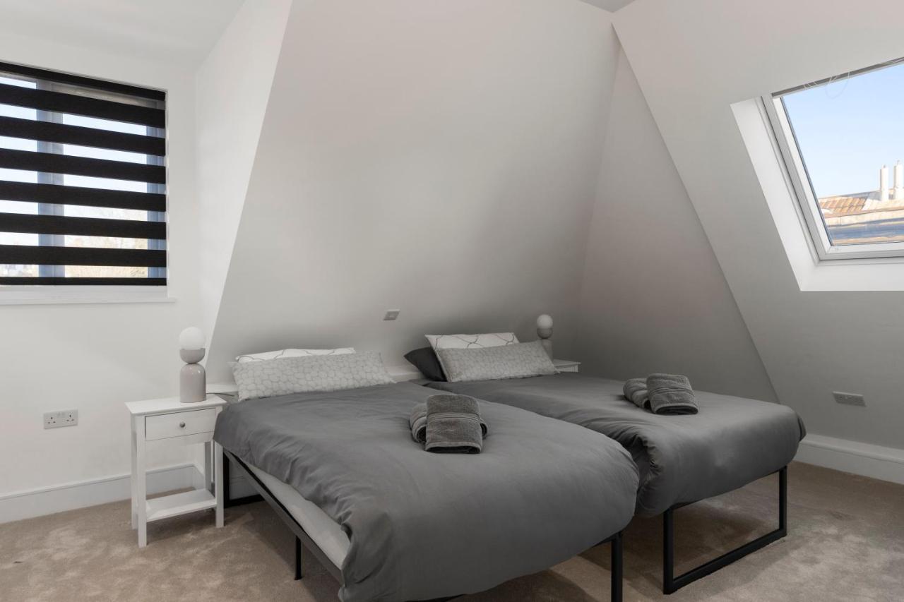 Flat 5 - Star London Vivian Lane 2-Bed Residence The Hyde Zewnętrze zdjęcie