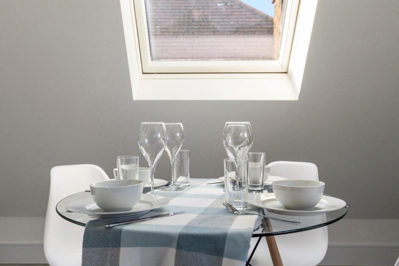 Flat 5 - Star London Vivian Lane 2-Bed Residence The Hyde Zewnętrze zdjęcie